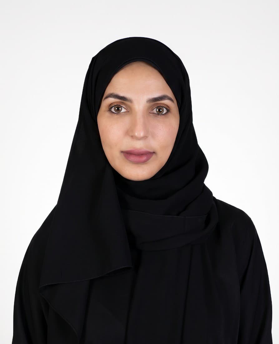 الاستاذة/ سارة الغامدي